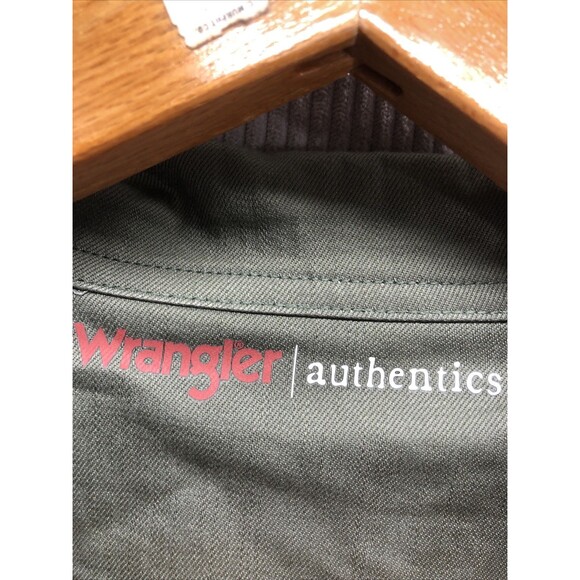 Wrangler Women’s Jacket Size M Green Button Up Tracker - Picture 2 of 12
